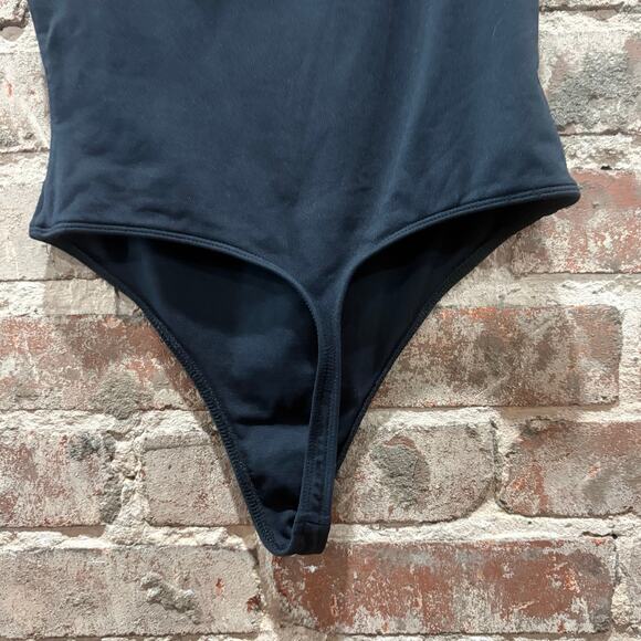 Aritzia Babaton Contour Thong Bodysuit Black Double Layer Square Neck Size Small - Picture 3 of 10